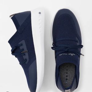 Like new Peter Millar sneaker